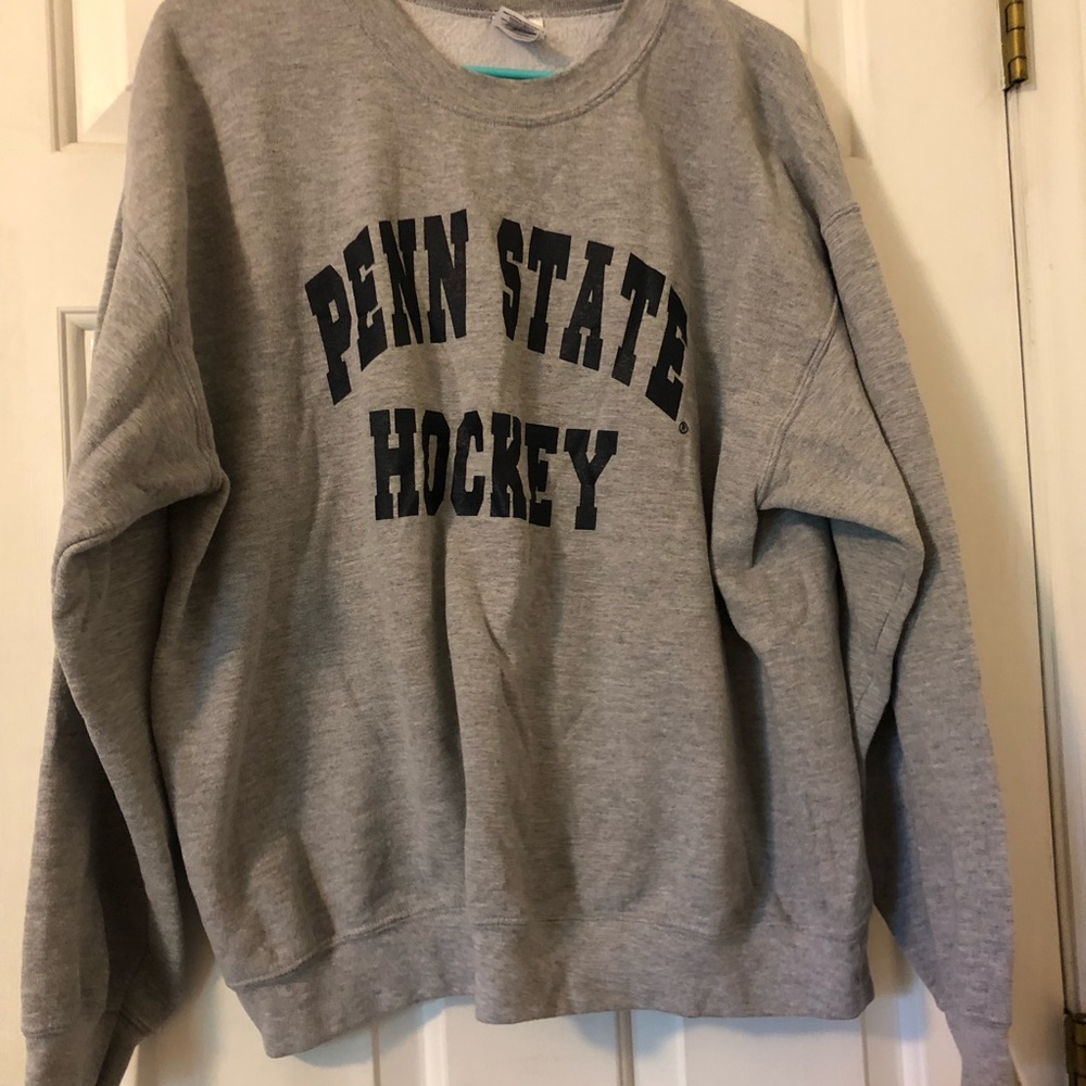 Penn State hockey crewneck size L